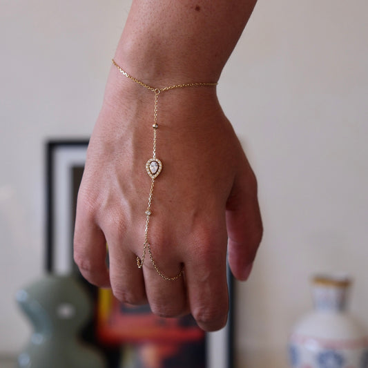 Hand Chain Larme Pavée