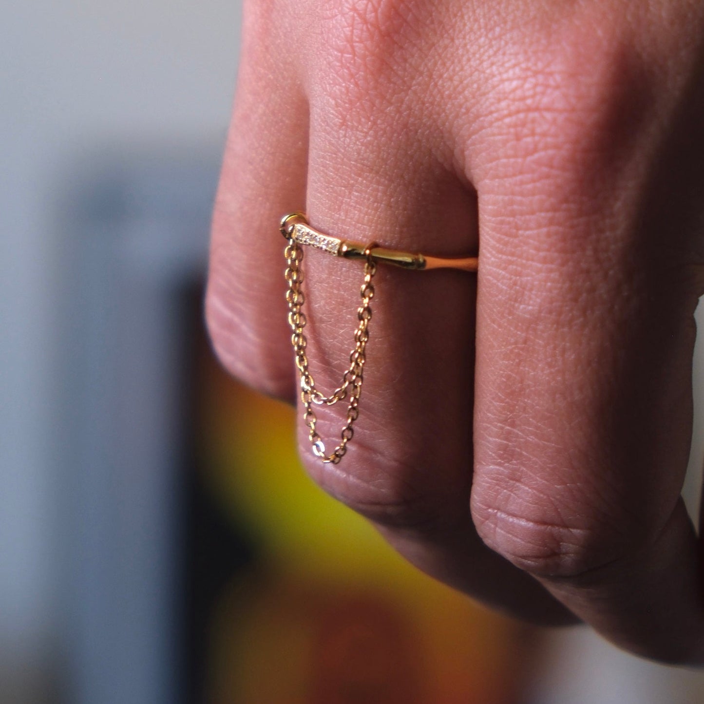 Bague chaîne suspendue