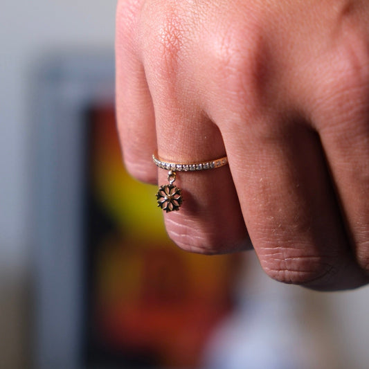 Bague Fleur Suspendue